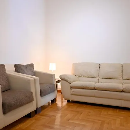 Apartment Delmare Double
